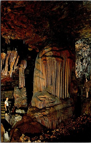 Dogpatch usa - usa,, caverns